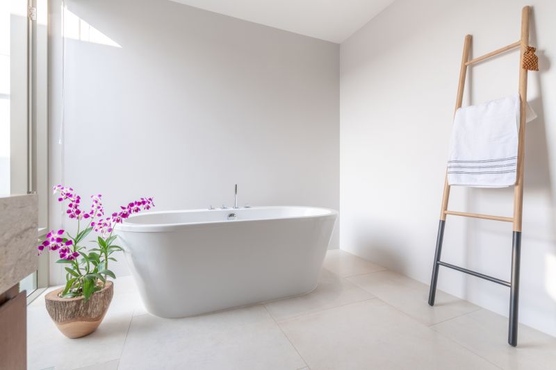 Compact Corner Bathtub